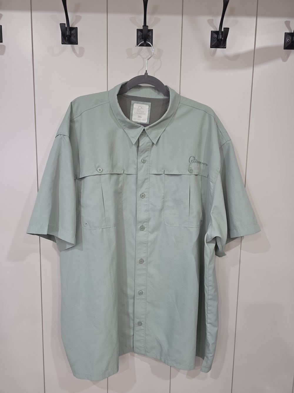 Ducks Unlimited Men’s Casual Short-Sleeve Button-Down Shirt — Sage Green